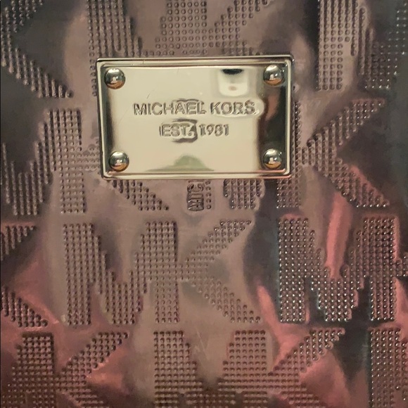 Michael Kors silver wristlet - Picture 3 of 8